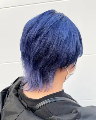 ショート カラー まさき✂︎ブリーチ／ デザインカラーのヘアスタイル