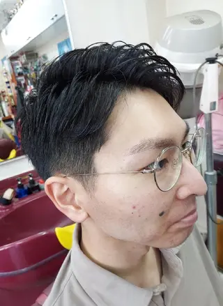 ミディアム 河合 勇喜のヘアスタイル