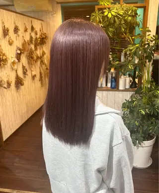ミディアム カラー 早坂 さくらのヘアスタイル