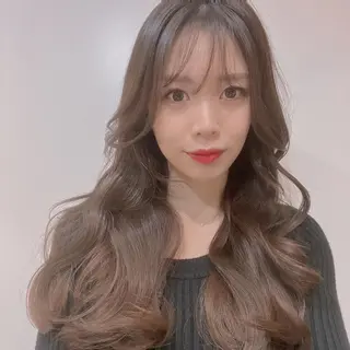 ロング パーソナルカラー lapiax阿部のヘアスタイル