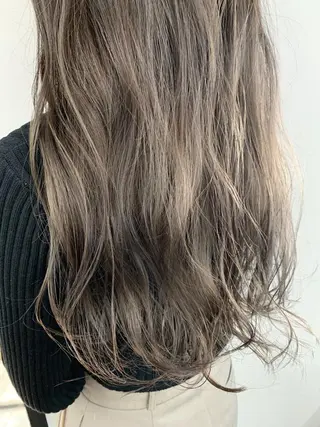 ロング カラー 初めてでも失敗しない 透明感カラー　Miiのヘアスタイル