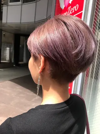 ショート カラー 岩谷/ブリーチ 🪽透明感カラーのヘアスタイル