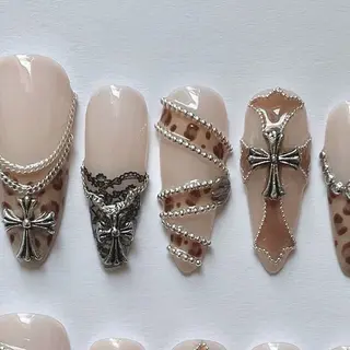 ネイル Rei _Nail 新宿のネイルデザイン