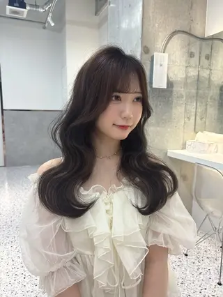 ロング yui🎀ブリーチ なしベージュ／博多のヘアスタイル