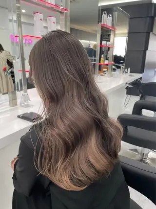 セミロング カラー 渋谷人気1位✨カラー 縮毛、髪質改善のヘアスタイル