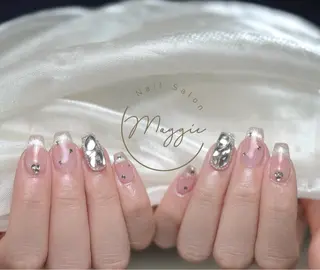 ネイル Maggie Nail🦩のネイルデザイン