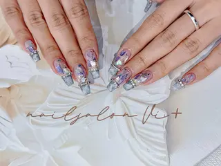 ネイル ✨Nailsalon Vi+✨のネイルデザイン