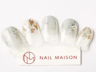 ネイル T RIRIKAのネイルデザイン