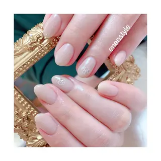 ショート ネイル 👑enen style👑のネイルデザイン