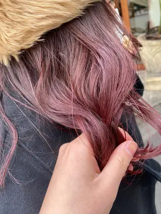 セミロング カラー 西田 莉緒のヘアスタイル