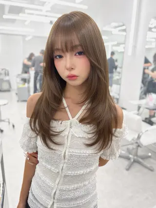 ロング カラー 透明感カラー✨🩵 韓国ヘアkanatoのヘアスタイル