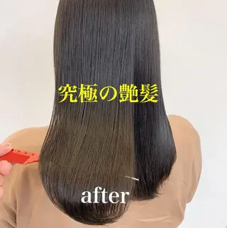 ミディアム カラー トップ スタイリストのヘアスタイル