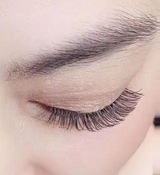 ショート FLサロン所属・吉野 玲のマツエク・マツパデザイン