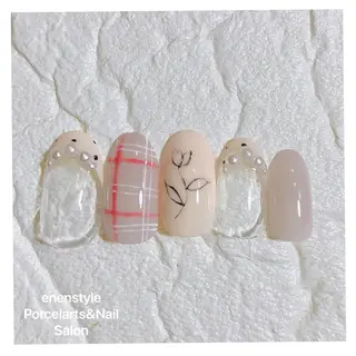 ミディアム ネイル 👑enen style👑のネイルデザイン