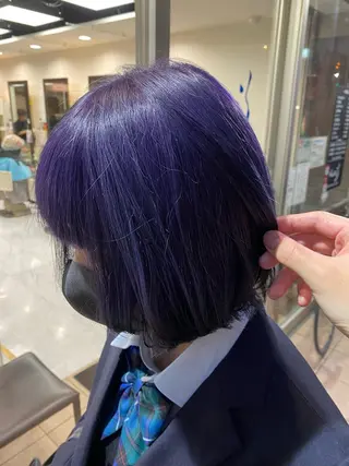 ミディアム カラー ヘアアレンジ 目黒 碧人のヘアスタイル