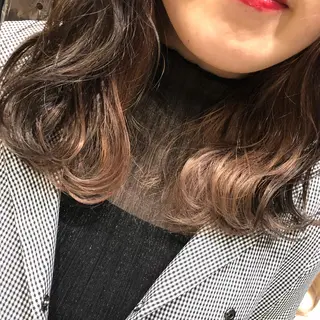 ミディアム 野上 綾香のヘアスタイル