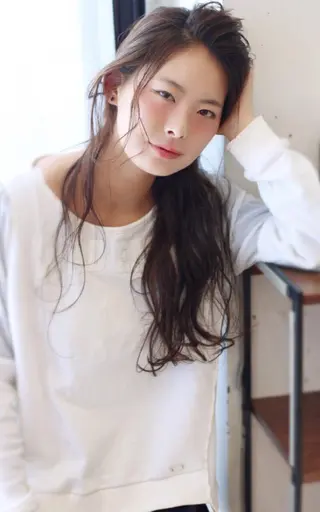 ロング カラー ヘアアレンジ TOPstylist ✂️フセケイタ✂️のヘアスタイル