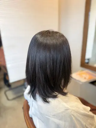 セミロング YUKI .のヘアスタイル