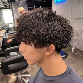 メンズ 🪽直毛男子の救世主 🪽フェザーパーマのヘアスタイル
