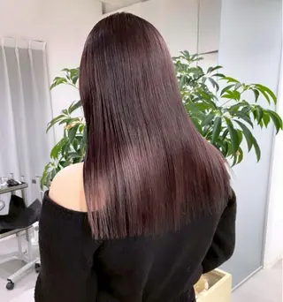 ロング カラー Nana/透けカラー ×似合わせカットのヘアスタイル
