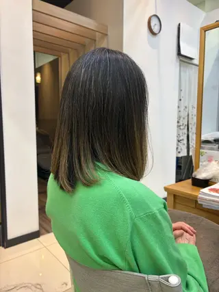 セミロング 岡 拓実のヘアスタイル