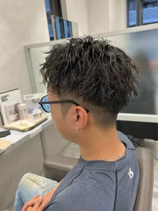ショート パーマ メンズ 関西センターパート メンズモデル募集のヘアスタイル