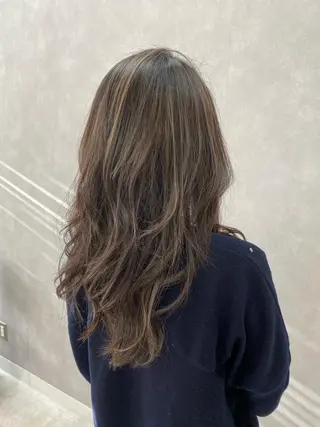 ロング カラー 【髪質改善 艶髪】 布川 莉穂のヘアスタイル