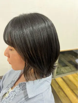 ミディアム 野沢 亜美のヘアスタイル