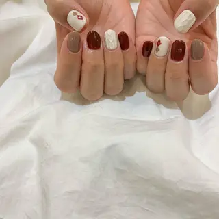 ネイル 藤原 胡桃のネイルデザイン