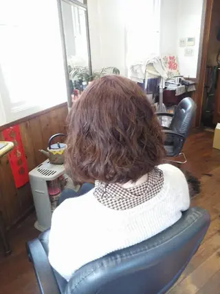 ミディアム 井上 和久のヘアスタイル