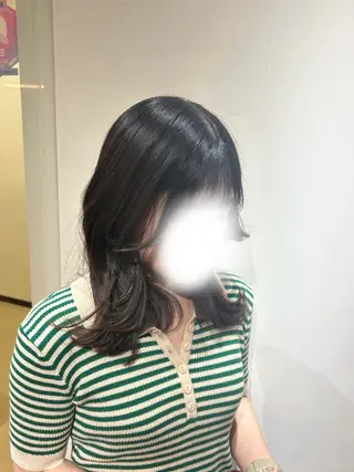 セミロング ·.⟡ 福田 彩乃 透明感カラー🪄🩵のヘアスタイル