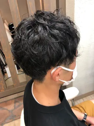 ショート パーマ メンズ 阿部 美咲のヘアスタイル