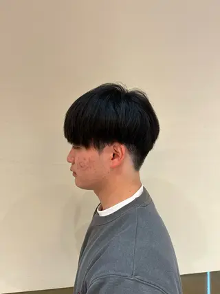 ショート 村松 麻菜のヘアスタイル