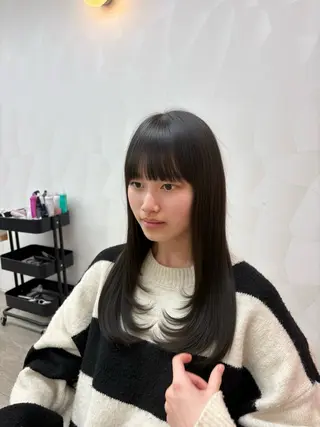 ロング HASHI AYAKAのヘアスタイル