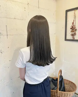 ロング カラー 暗髪とオリーブ🌿 渡辺拓人のヘアスタイル
