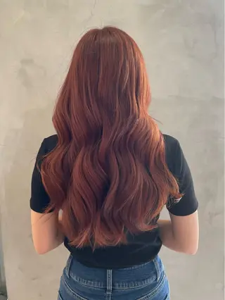 カラー 井上 嘉名のヘアスタイル