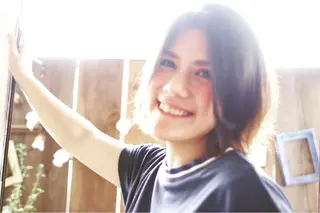 ショート カラー 松田 由貴のヘアスタイル