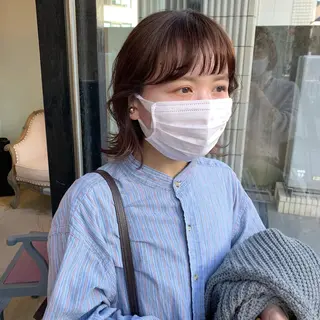 ミディアム カラー SAKINO． ベージュカラーのヘアスタイル