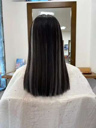 セミロング 艶カラー🫧/シール エクステRYOKAのヘアスタイル