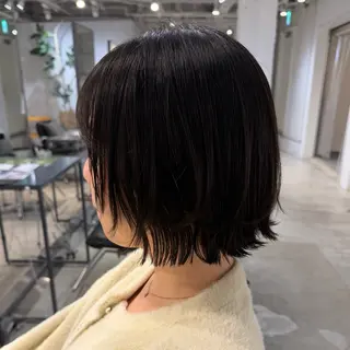 ミディアム SAKI 新宿のヘアスタイル