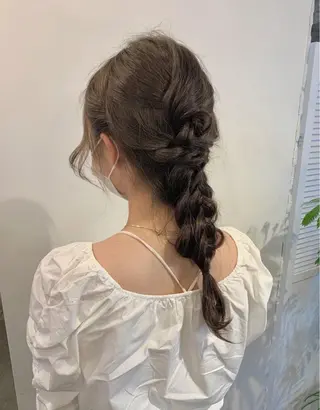 ロング カラー ヘアアレンジ フェイシャルエステ Utaiのエステ・リラクイメージ