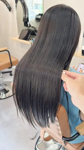 ロング 西口 源一のヘアスタイル