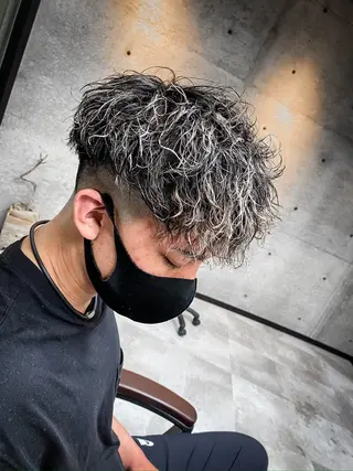 ショート カラー パーマ ヘアアレンジ メンズ 【メンズ専門美容師】 NUMBER.12のヘアスタイル