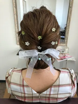 ヘアアレンジ HAIR carelyのヘアスタイル