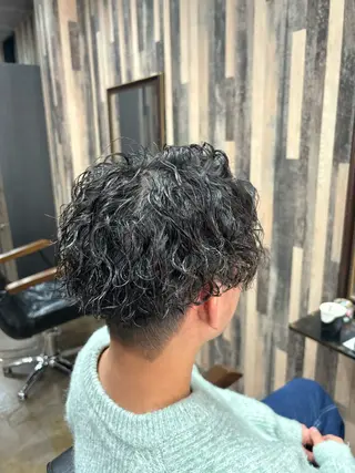 パーマ メンズ パーマ職人🔥/短髪 執行役員/YUTAのヘアスタイル