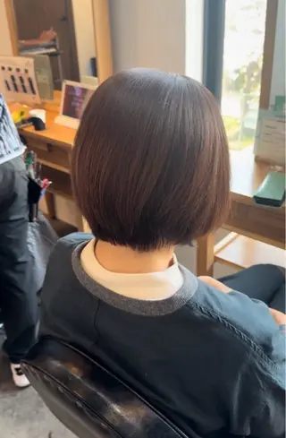 ショート 艶カラー 🩵NATSUKIのヘアスタイル