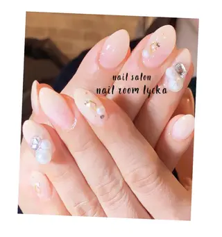 ネイル ﾈｲﾙﾙｰﾑﾘｯｶ 𝐦𝐚𝐲𝐮のネイルデザイン