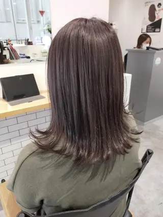 セミロング カラー RU RIのヘアスタイル
