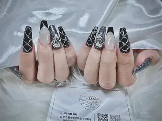 ネイル AKIKO ネイルサロンのネイルデザイン