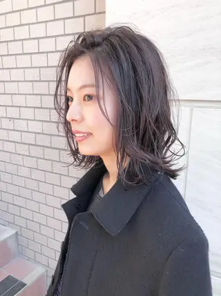 ミディアム カラー 🩵縮毛矯正 髪質 改善 美髪🩵のヘアスタイル